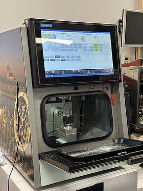 Compact Inovance servo & CNC technology enhances high performance French micromachine